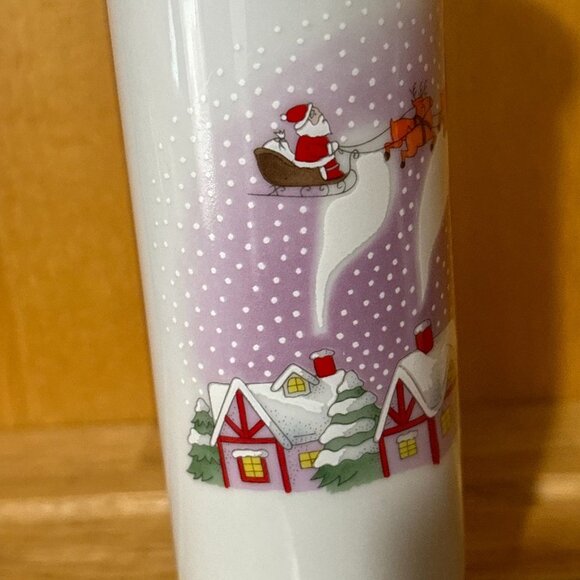 Vtg NWT Porcelain Christmas Bud Vase Basket Set Miniature Santa Sled 2 Piece Box - Picture 14 of 16